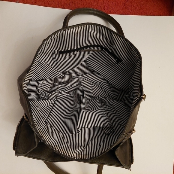 Christian Siriano handbag for Payless Shoes - Picture 13 of 14